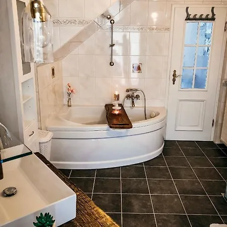 Apartment Komfortferienwohnung Mit Traumhaftem Moselblick *