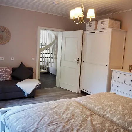 Komfortferienwohnung Mit Traumhaftem Moselblick *